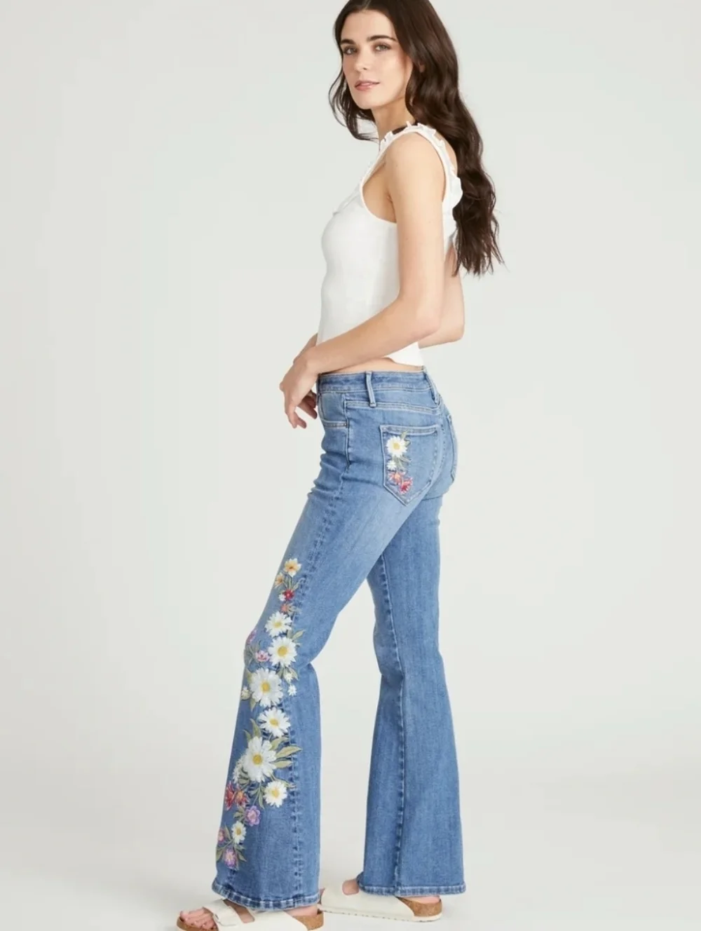 Driftwood Fab Farrah - Daisyland Embroidered Flared Jeans 30 - Picture 3 of 5